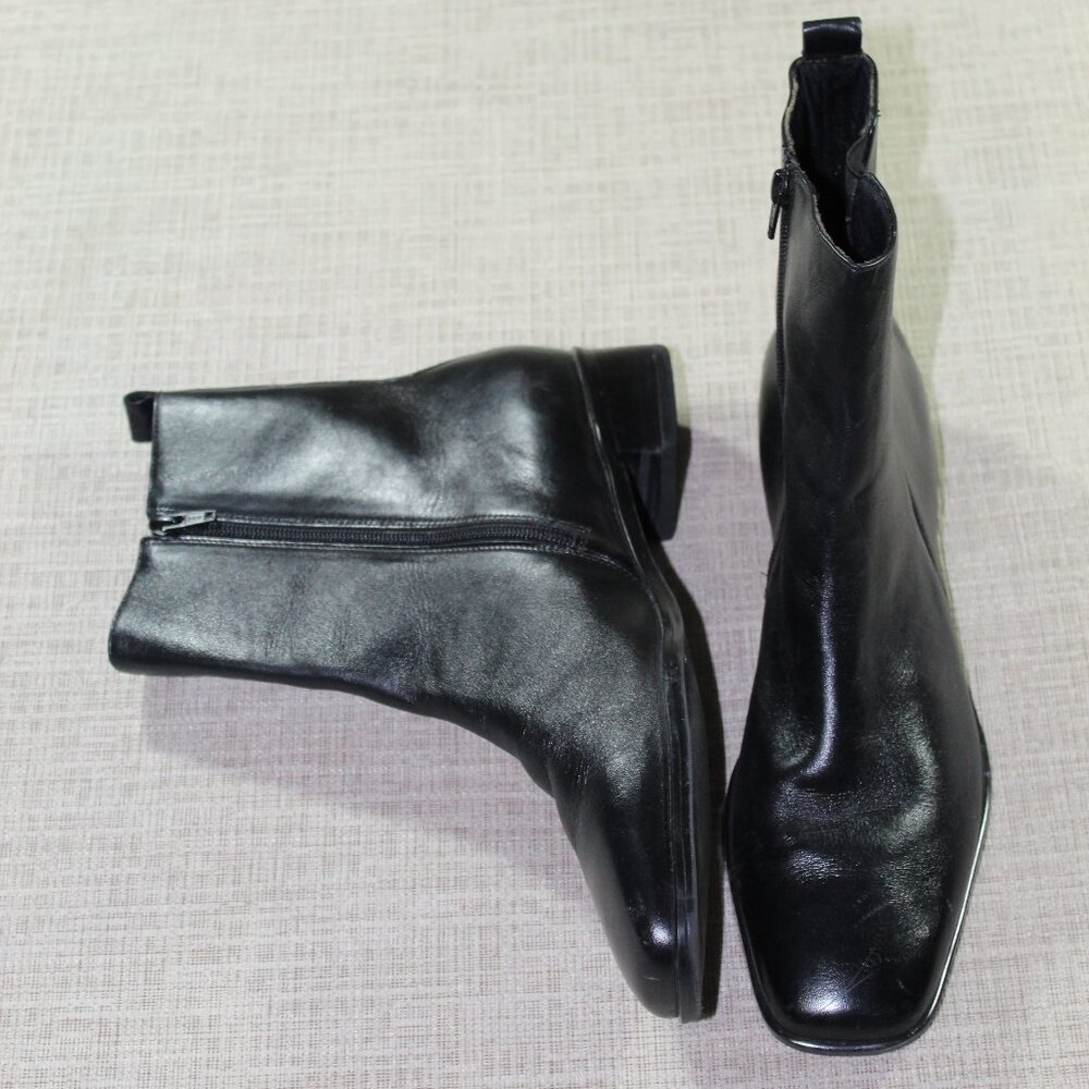 Trotters Black Leather Zip Ankle Boots